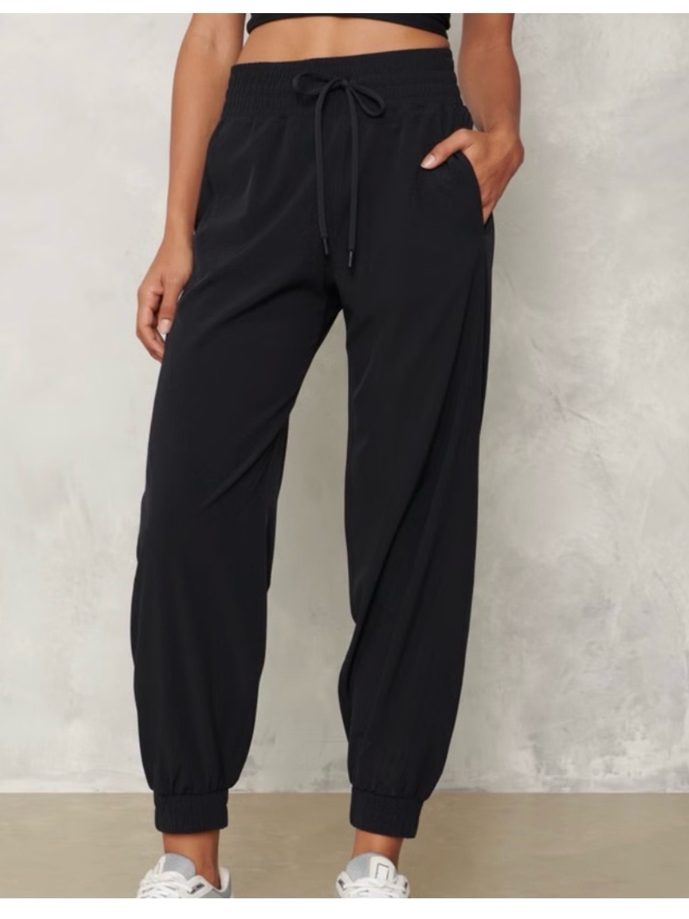 Abercrombie YPB High Rise MotionTek Jogger Pants